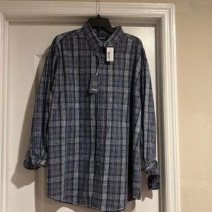 CASUALS Roundtree & Yorke Blue button down shirt. XXL. Brand new with tags.